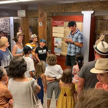 Pour 8 Personnes Villa Frespech